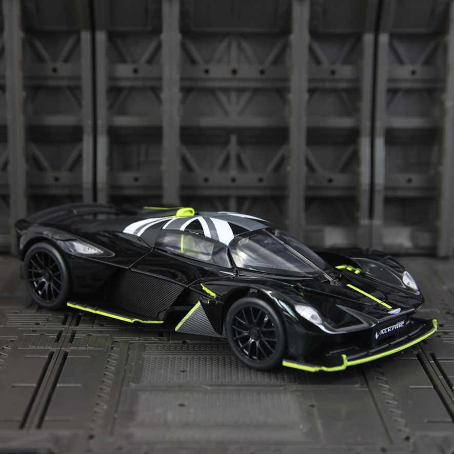 1/23 Aston Martin Walküre Legi – Model Kit Valkyrie Bewertung und Preis