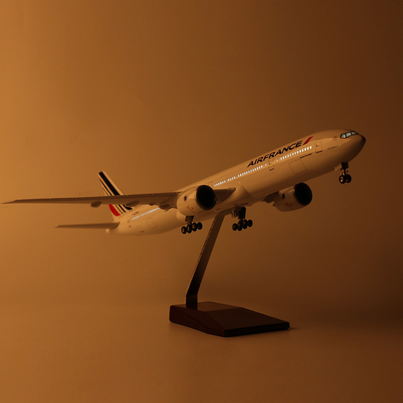 1/150 Großes Flugzeugmodell 47 – Model Kit Planes Bewertung und Preis