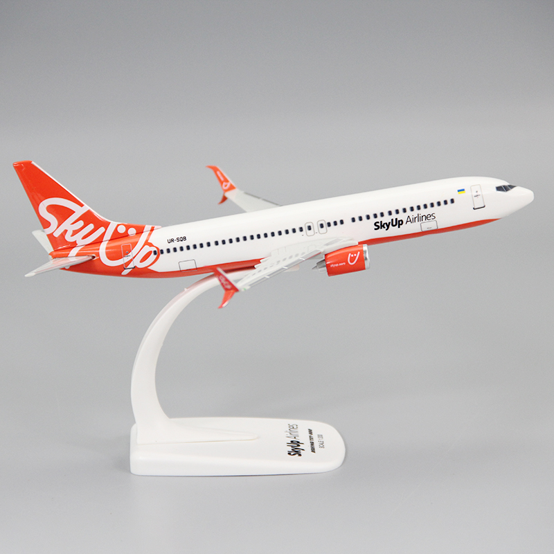 1:200 Maßstab B737-800 Skyup / – Model Kit Medabots Bewertung und Preis